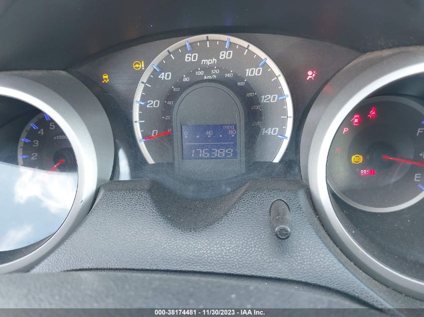 2013 HONDA FIT - JHMGE8H31DC049904
