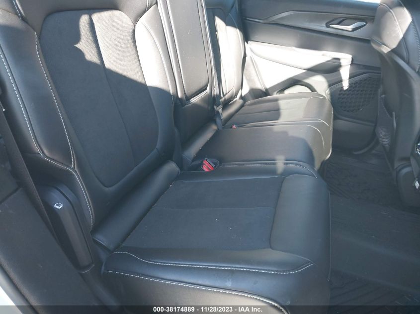 2023 JEEP GRAND CHEROKEE LAREDO/ALTITUDE - 1C4RJHAG9PC570182