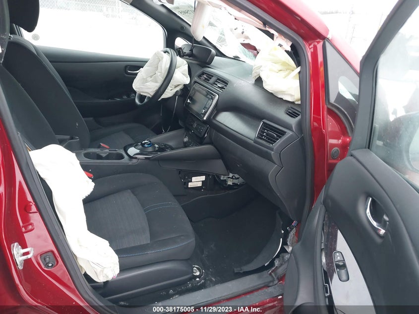 VIN 1N4AZ1CP2JC302386 2018 NISSAN LEAF SV