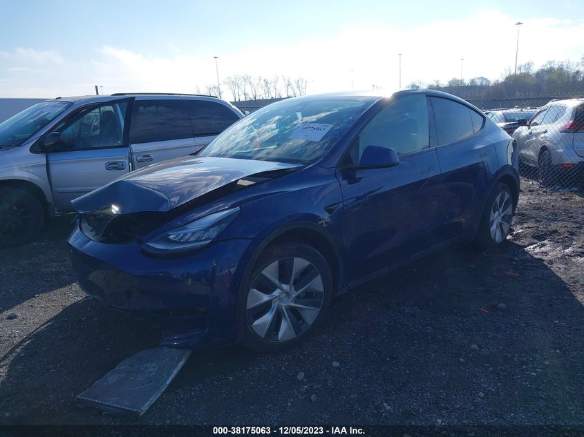 VIN 5YJYGDEE3LF006603 2020 TESLA MODEL Y