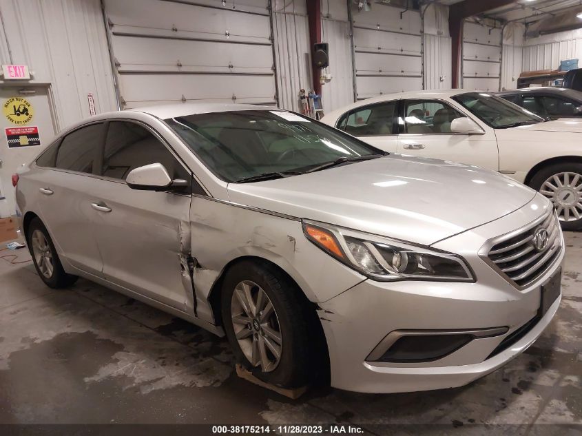 2016 HYUNDAI SONATA SE - 5NPE24AF1GH409471