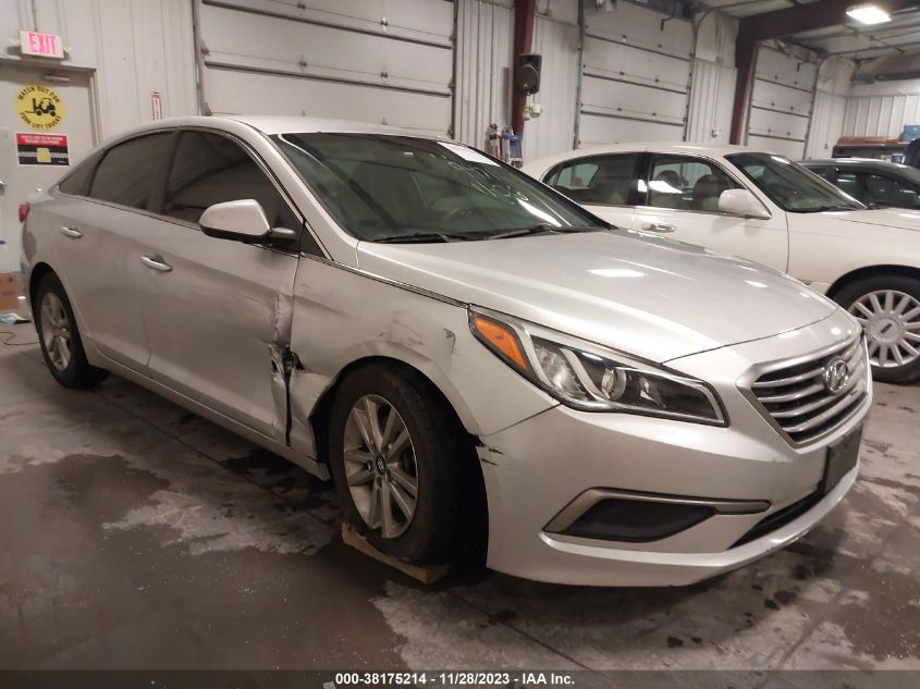 2016 HYUNDAI SONATA SE - 5NPE24AF1GH409471