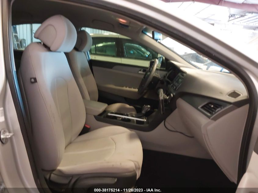 2016 HYUNDAI SONATA SE - 5NPE24AF1GH409471