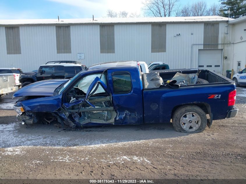 2013 CHEVROLET SILVERADO 1500 LT - 1GCRKSE70DZ352600