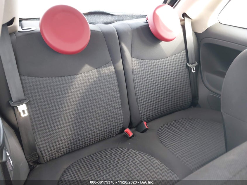 VIN 3C3CFFKRXHT526259 2017 FIAT 500 POP