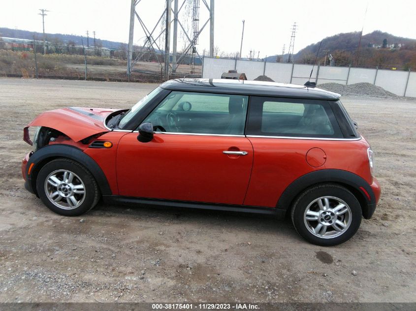 2013 MINI HARDTOP COOPER - WMWSU3C5XDT691058