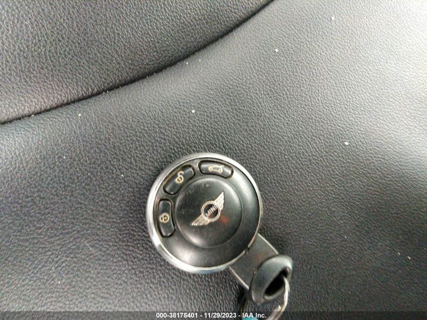 2013 MINI HARDTOP COOPER - WMWSU3C5XDT691058