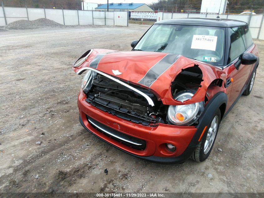2013 MINI HARDTOP COOPER - WMWSU3C5XDT691058