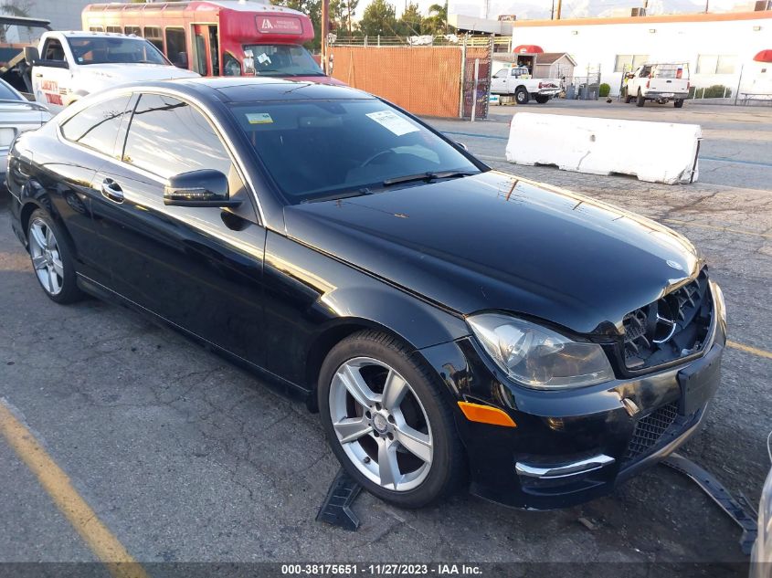 2013 MERCEDES-BENZ C 250 - WDDGJ4HBXDF994934