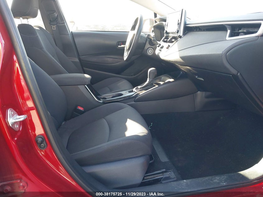 VIN JTDEPRAE9LJ025784 2020 TOYOTA COROLLA LE