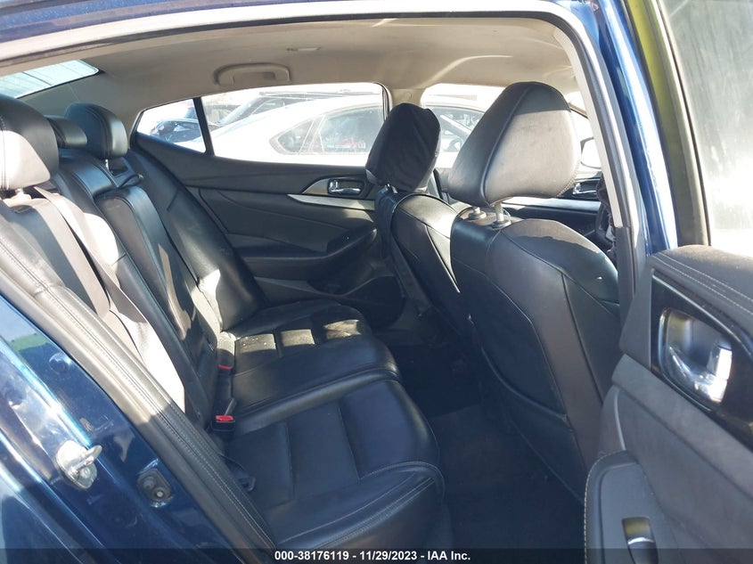 VIN 1N4AA6AP5HC425200 2017 NISSAN MAXIMA 3.5S/SV/SL/SR/PLAT