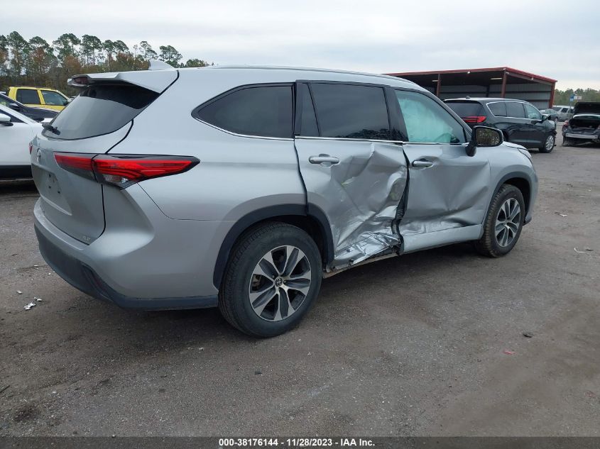 2022 TOYOTA HIGHLANDER XLE - 5TDGZRAH6NS544214