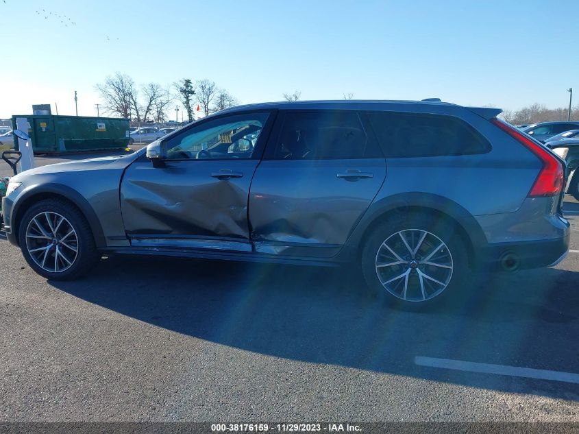 2018 VOLVO V90 CROSS COUNTRY T6 YV4A22NL0J1024885