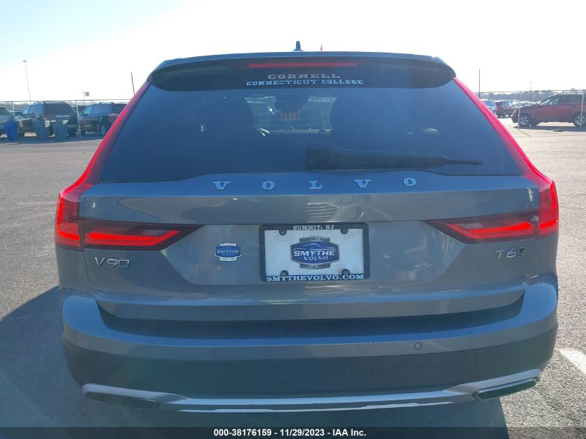 2018 VOLVO V90 CROSS COUNTRY T6 YV4A22NL0J1024885