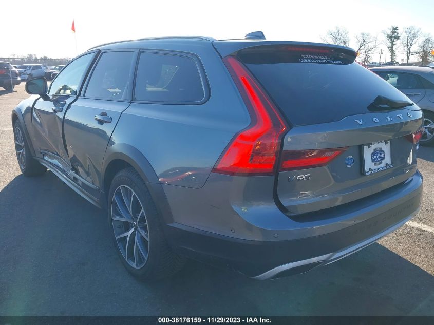2018 VOLVO V90 CROSS COUNTRY T6 YV4A22NL0J1024885