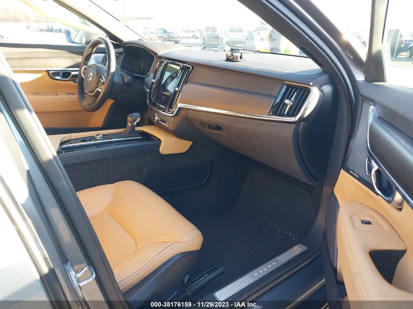 2018 VOLVO V90 CROSS COUNTRY T6 YV4A22NL0J1024885