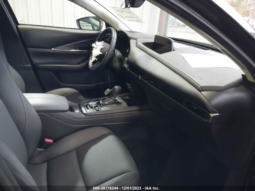 Auction sale of the 2023 MAZDA CX 30 , vin: 3MVDMBBM4PM581803, lot number: 38176244