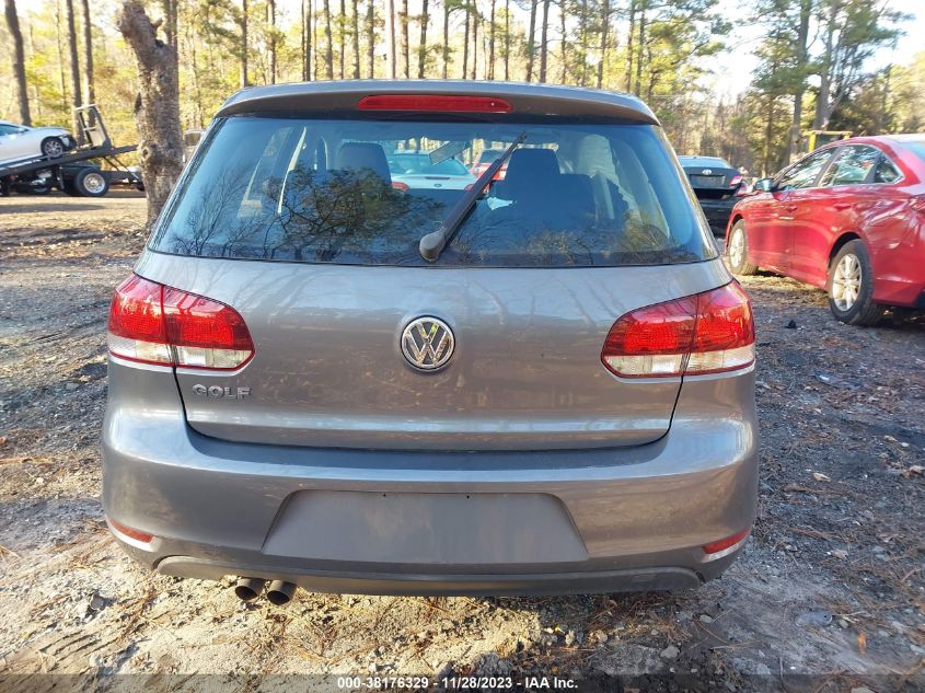 2014 VOLKSWAGEN GOLF 2.5L - WVWDB7AJ3EW003054