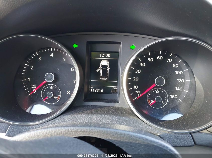 2014 VOLKSWAGEN GOLF 2.5L - WVWDB7AJ3EW003054