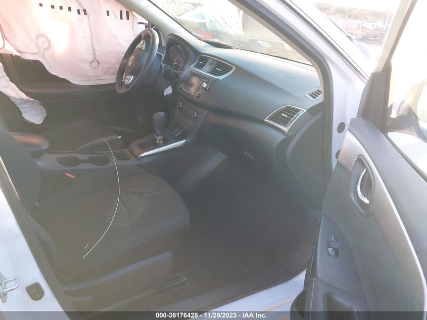 VIN 3N1AB7AP7JY338041 2018 NISSAN SENTRA S