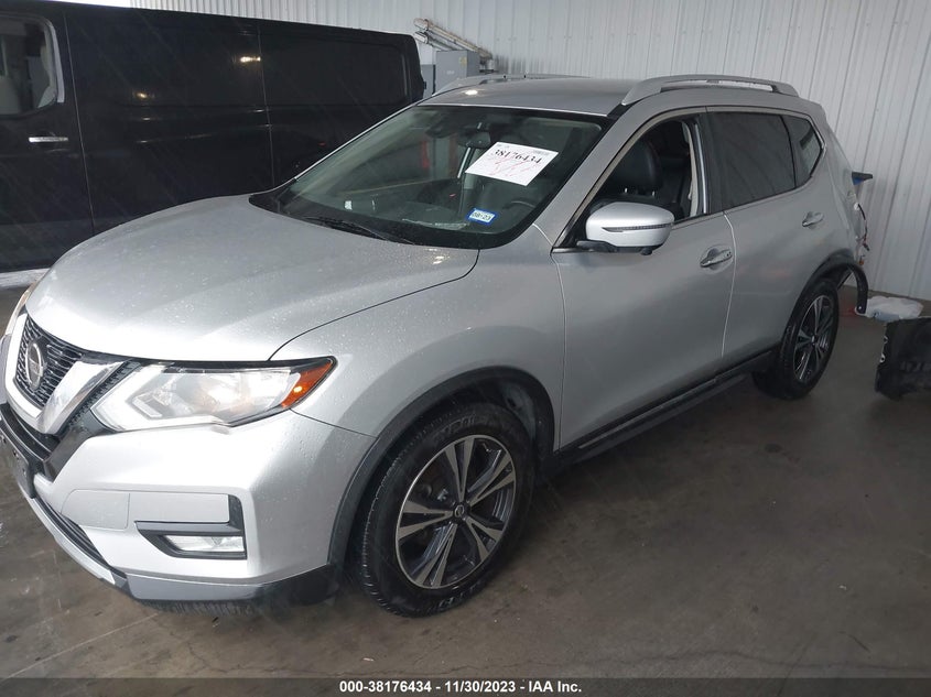VIN JN8AT2MT4JW466660 2018 NISSAN ROGUE SL