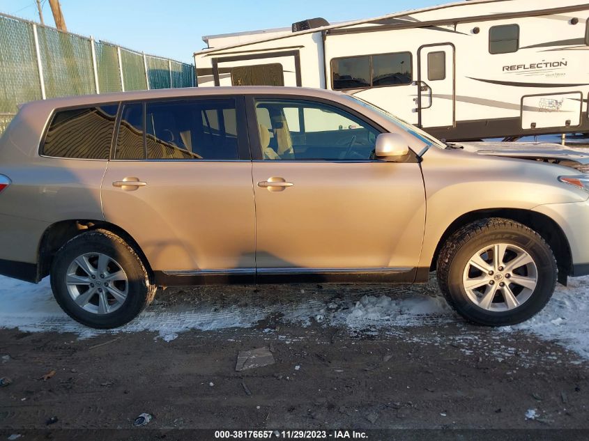 2013 TOYOTA HIGHLANDER PLUS/SE - 5TDBK3EH7DS237526