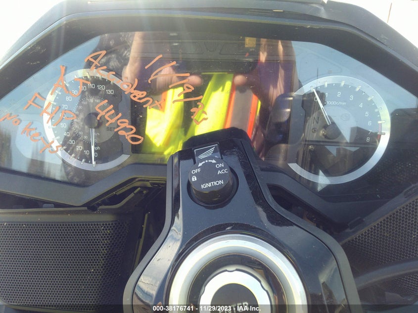 VIN: JH2SC7958MK300748 2021 HONDA GL1800 D