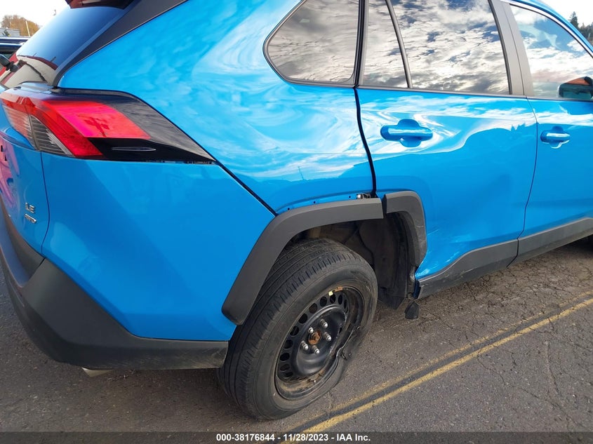 VIN 2T3G1RFV5KW068392 2019 TOYOTA RAV4 LE