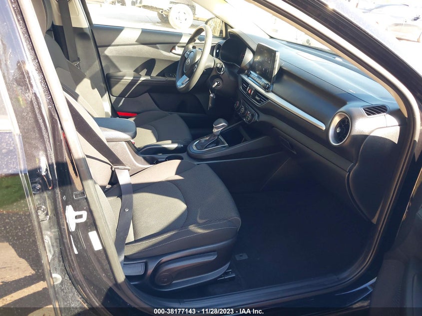 VIN 3KPF24AD9LE194276 2020 KIA FORTE FE/LXS