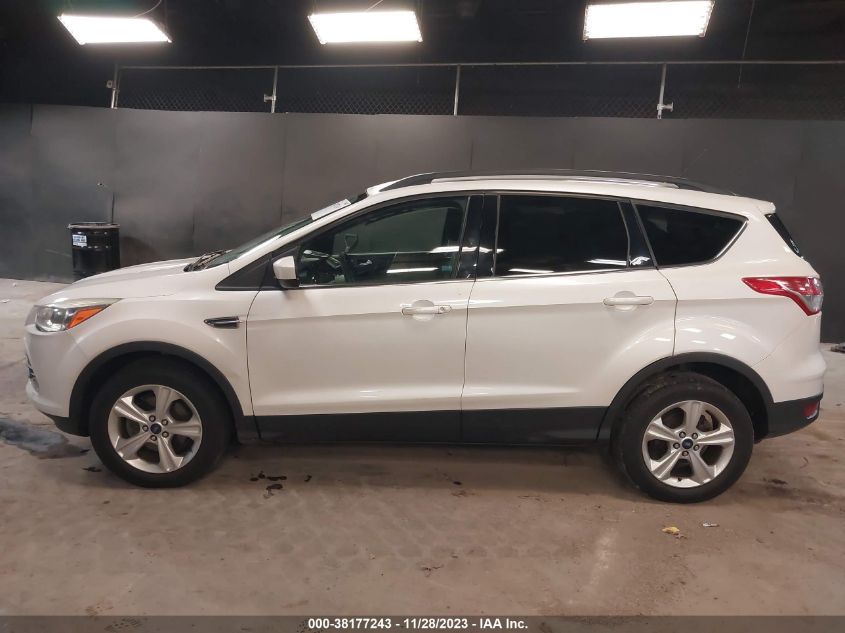 2015 FORD ESCAPE SE - 1FMCU0GX2FUA04004