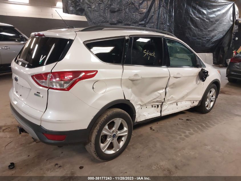 2015 FORD ESCAPE SE - 1FMCU0GX2FUA04004