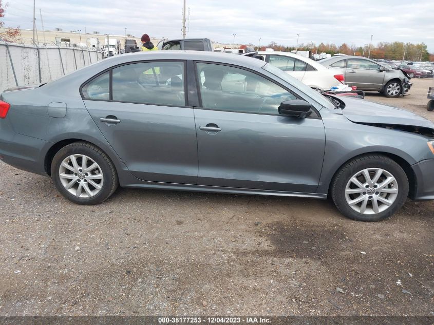 2015 VOLKSWAGEN JETTA 1.8T SE - 3VWD17AJ7FM268433