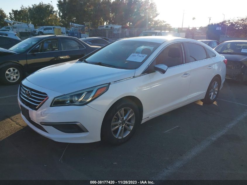 2016 HYUNDAI SONATA SE - 5NPE24AF3GH403431