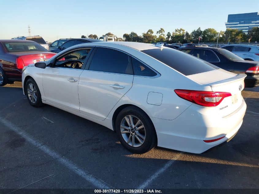 2016 HYUNDAI SONATA SE - 5NPE24AF3GH403431