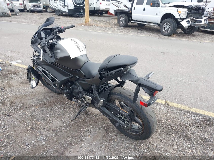 VIN ML5EXER17PDA89642 2023 KAWASAKI EX650 R