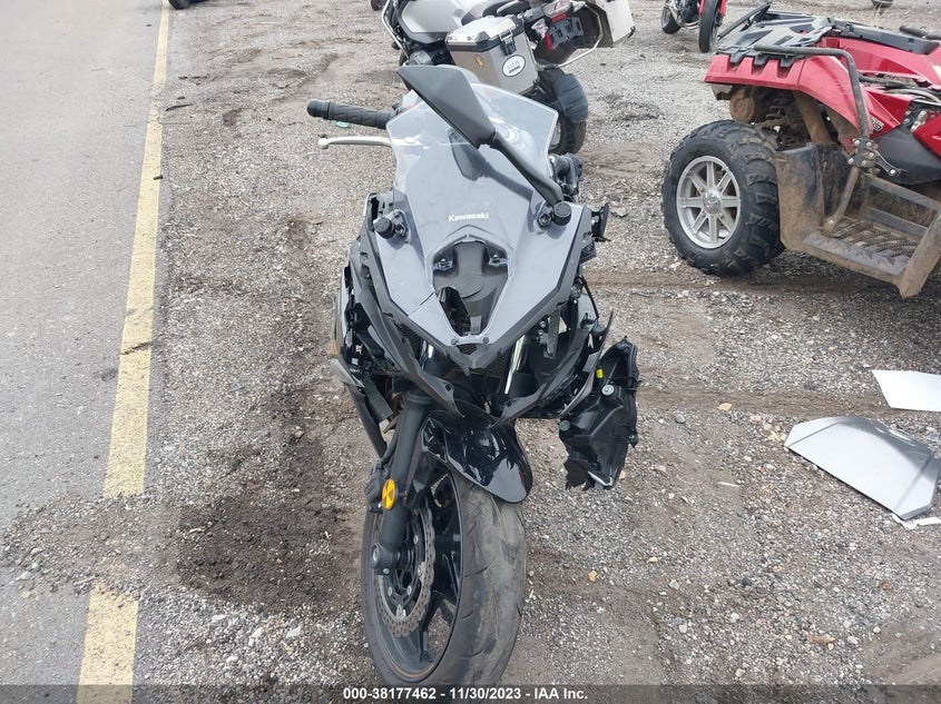 VIN ML5EXER17PDA89642 2023 KAWASAKI EX650 R