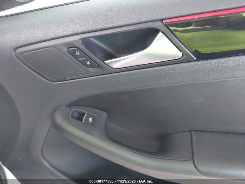 2017 VOLKSWAGEN JETTA GLI - 3VW4T7AJ3HM408197