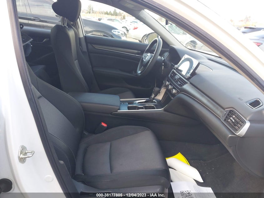 VIN 1HGCV1F10KA097056 2019 HONDA ACCORD LX