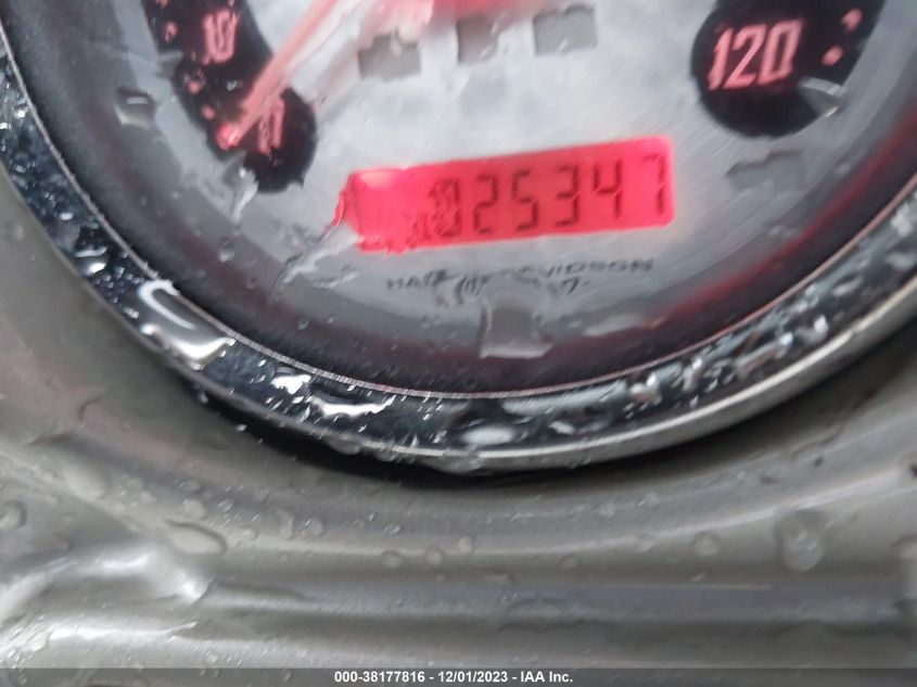 2006 HARLEY-DAVIDSON FLHTCUSE - 1HD1PRE136Y953476