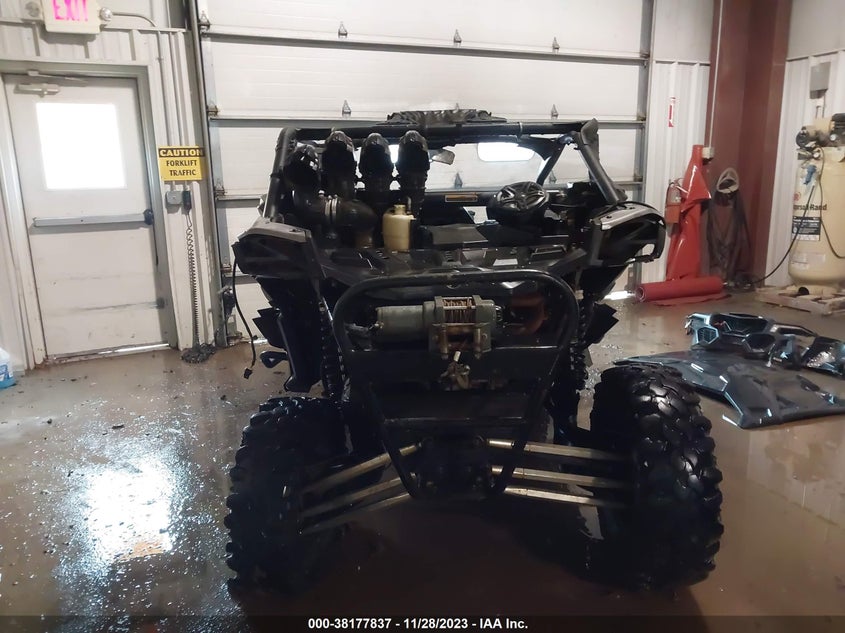 VIN 3JBVDAW44JK000171 2018 CAN-AM MAVERICK X3 X DS TURBO R