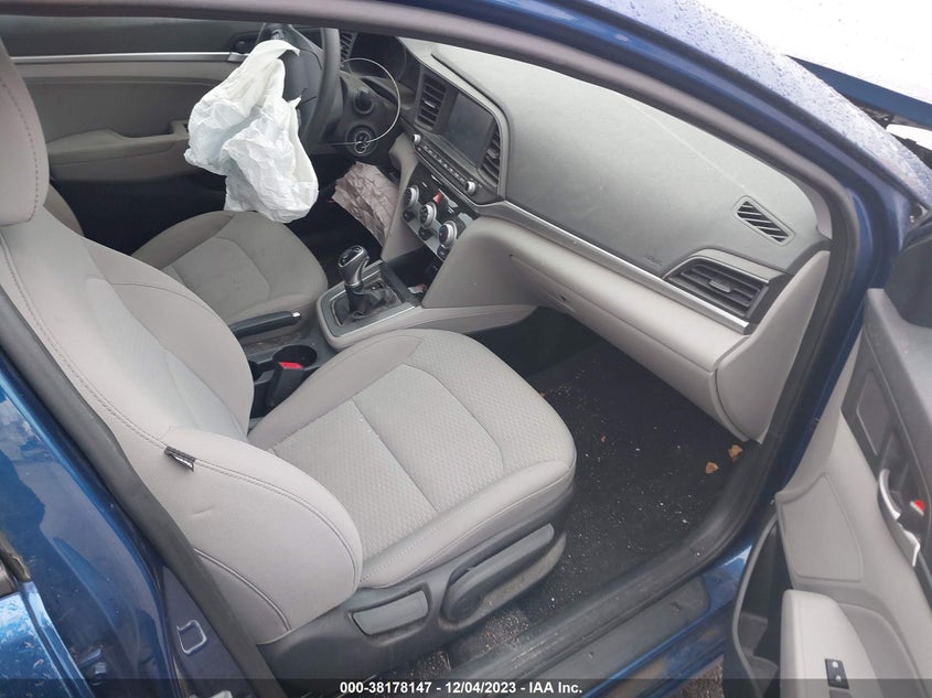 VIN 5NPD84LF8KH413811 2019 HYUNDAI ELANTRA SEL/VALUE/LIMITED