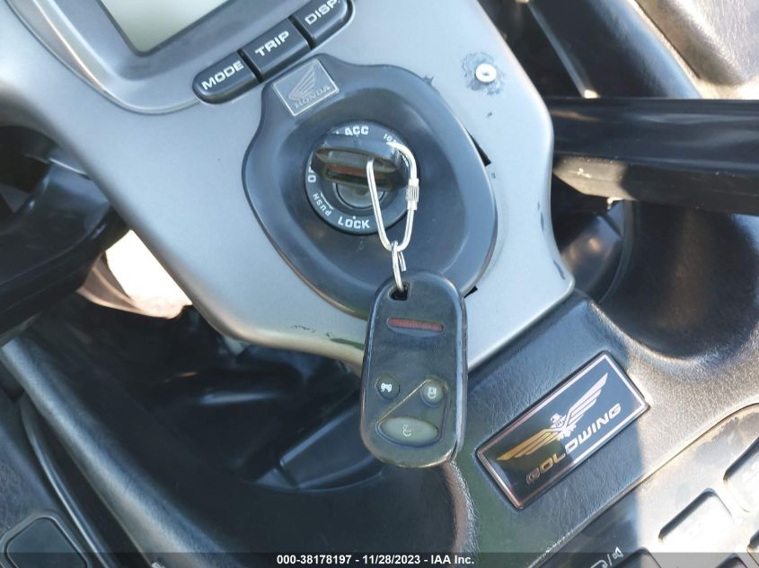 2001 HONDA GL1800 1HFSC47021A004128