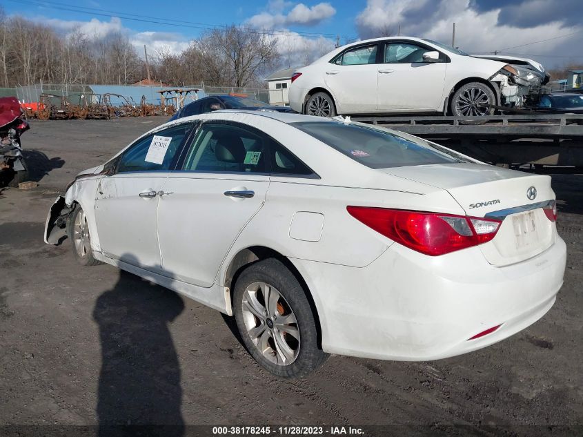 5NPEC4AC1BH303226 | 2011 HYUNDAI SONATA