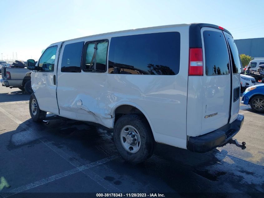 2017 CHEVROLET EXPRESS 3500 LS - 1GAZGLFG8H1313871