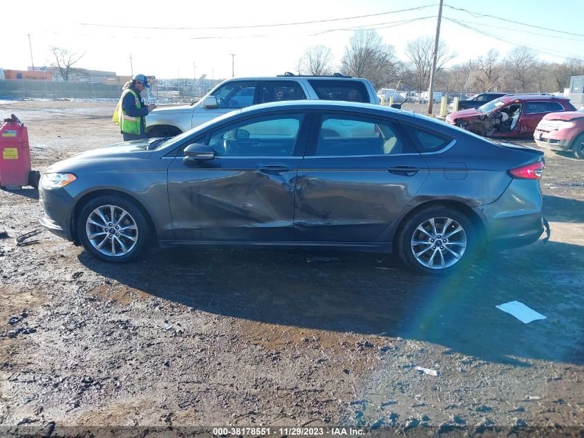 2017 FORD FUSION SE - 3FA6P0H70HR298512