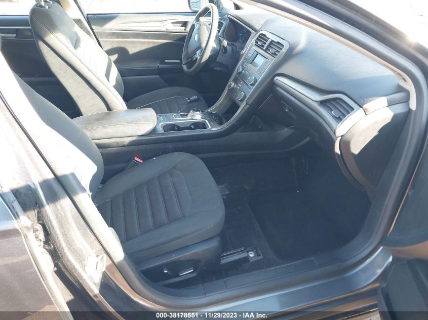 2017 FORD FUSION SE - 3FA6P0H70HR298512