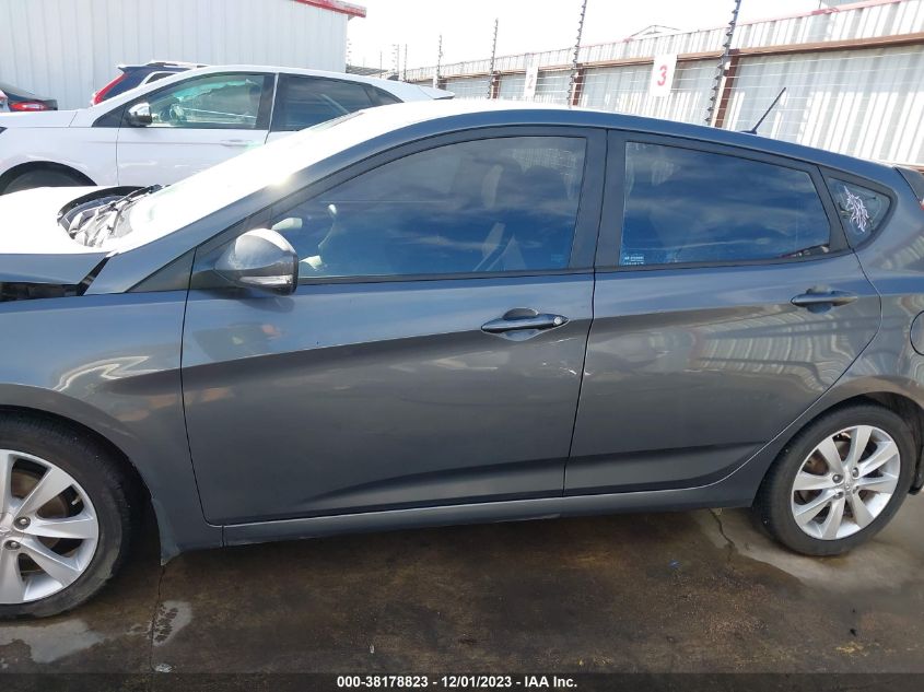 2013 HYUNDAI ACCENT SE - KMHCU5AE4DU065873