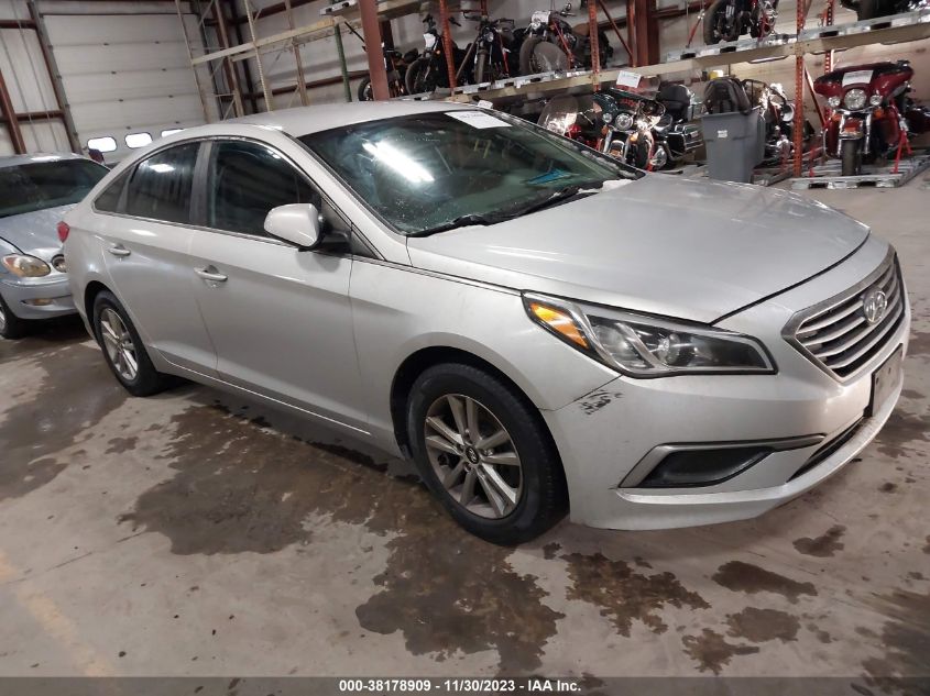 2017 HYUNDAI SONATA SE - 5NPE24AF7HH502237