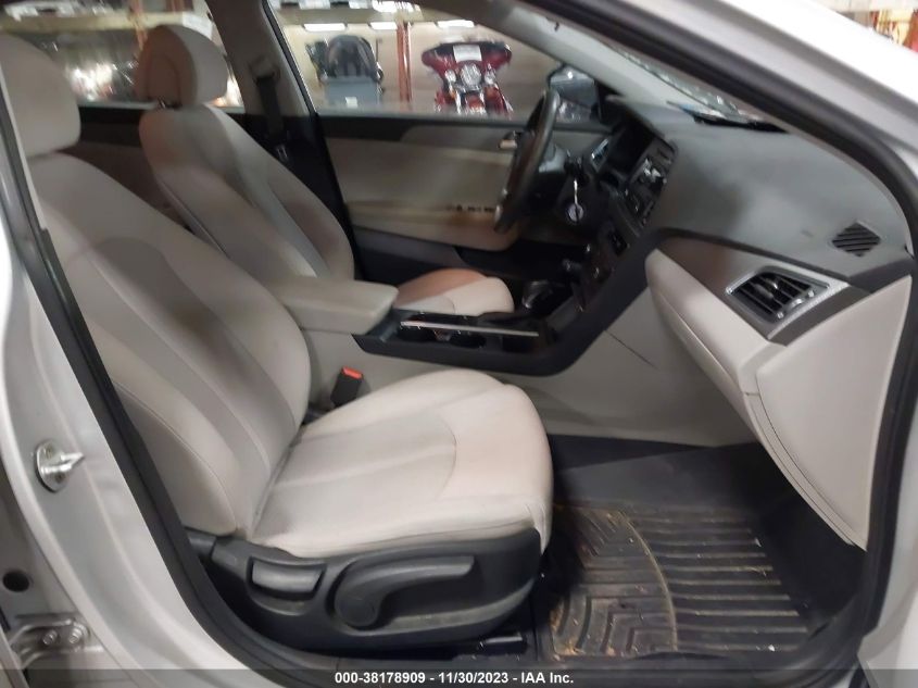 2017 HYUNDAI SONATA SE - 5NPE24AF7HH502237