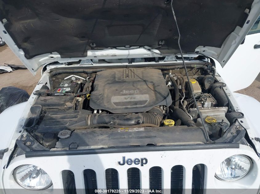 2015 JEEP WRANGLER UNLIMITED SAHARA - 1C4BJWEG3FL732659